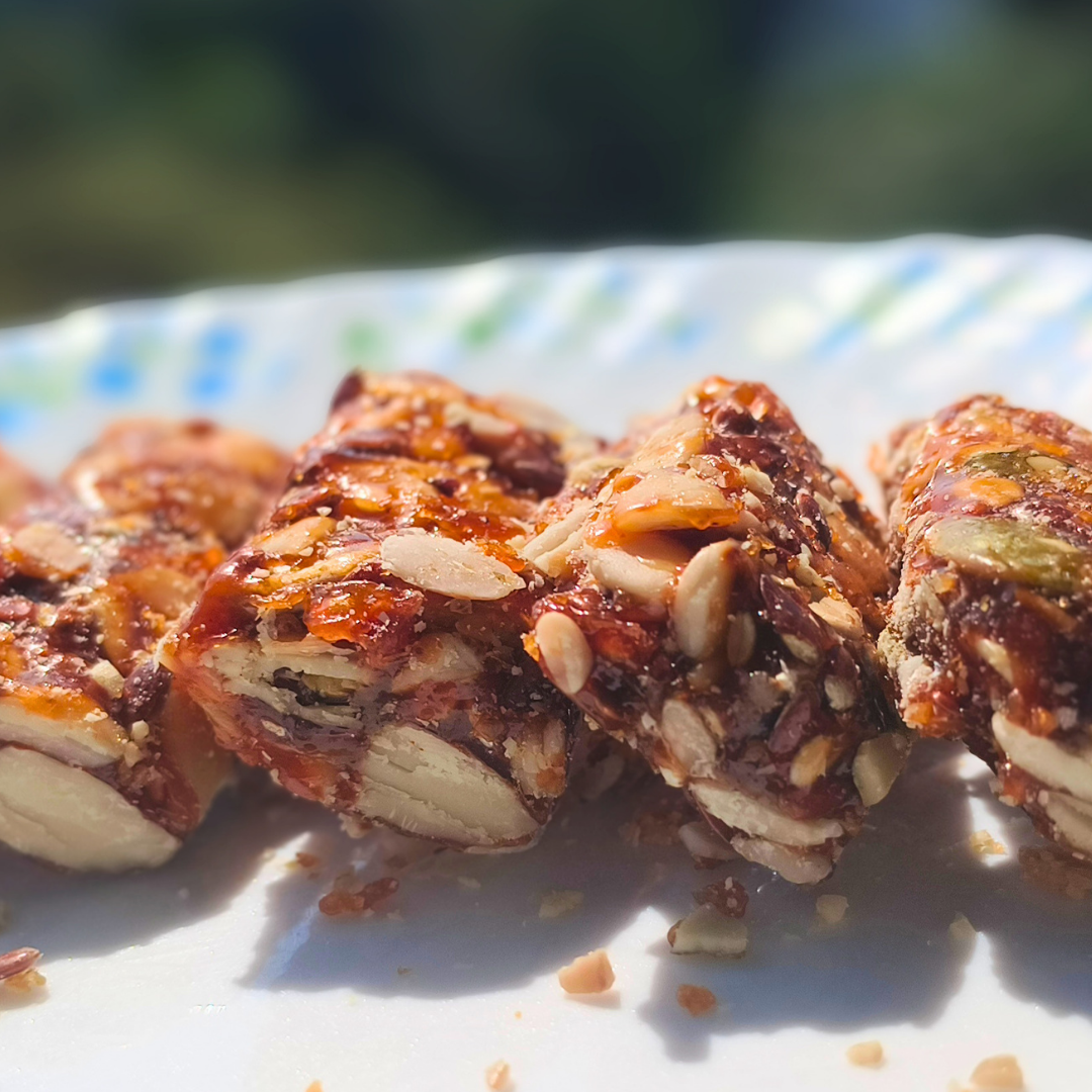 M-Nutss Seeds, Nuts & Berries Chikki – Superfood Nutrition Snack